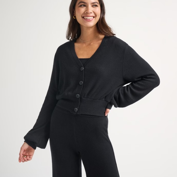 Travis Mathew Magens Bay Wide Rib Top in Black Size Smalll - Picture 2 of 11